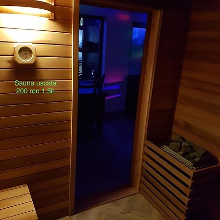 RîşnovCedar Crest公寓式酒店 外观 照片